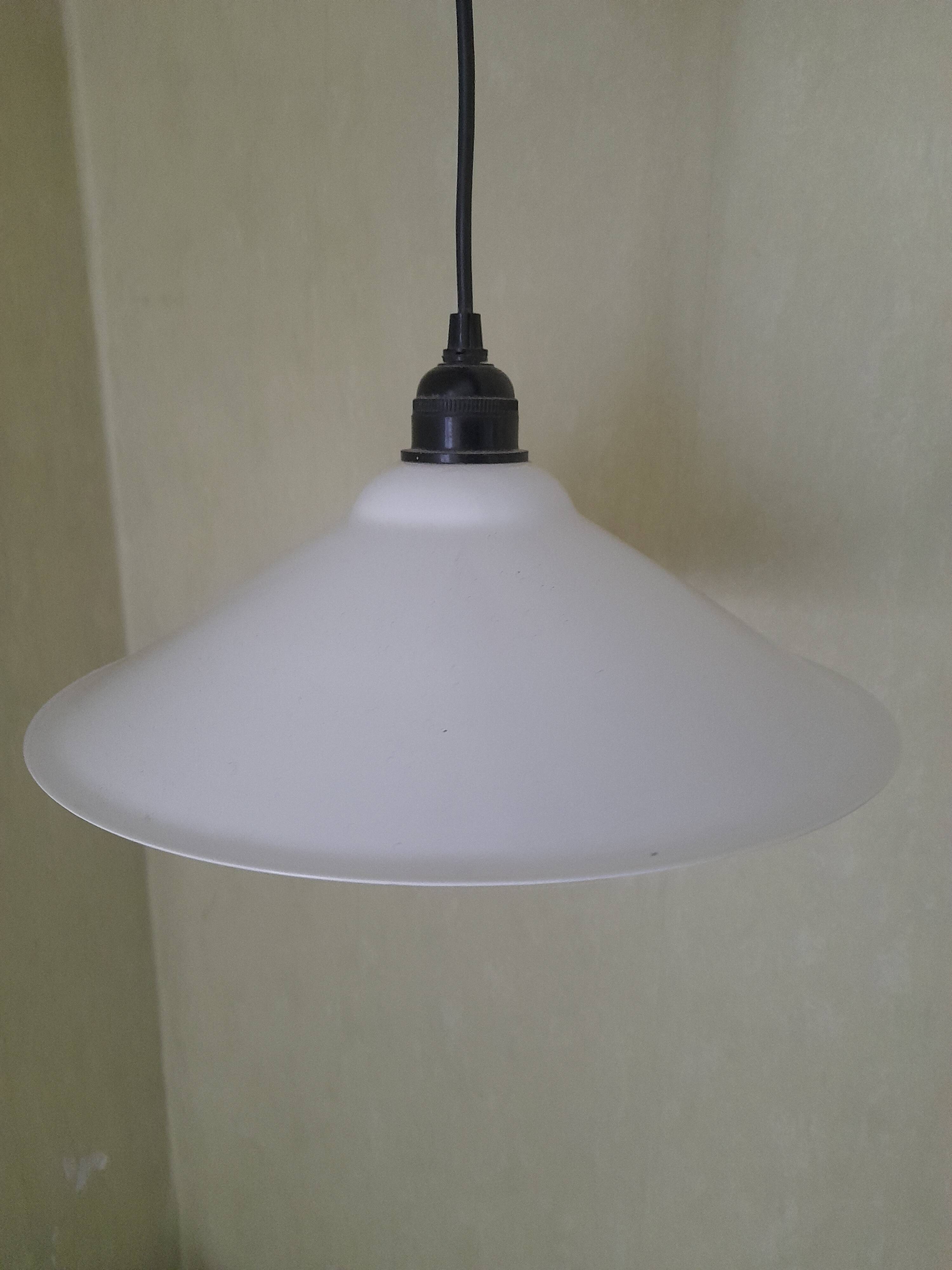 Industrial metal pendant lamp