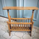 Vintage tablet magazine holder