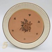 6 Assiettes à dessert et le plat de service, Villeroy & Boch », Météore.