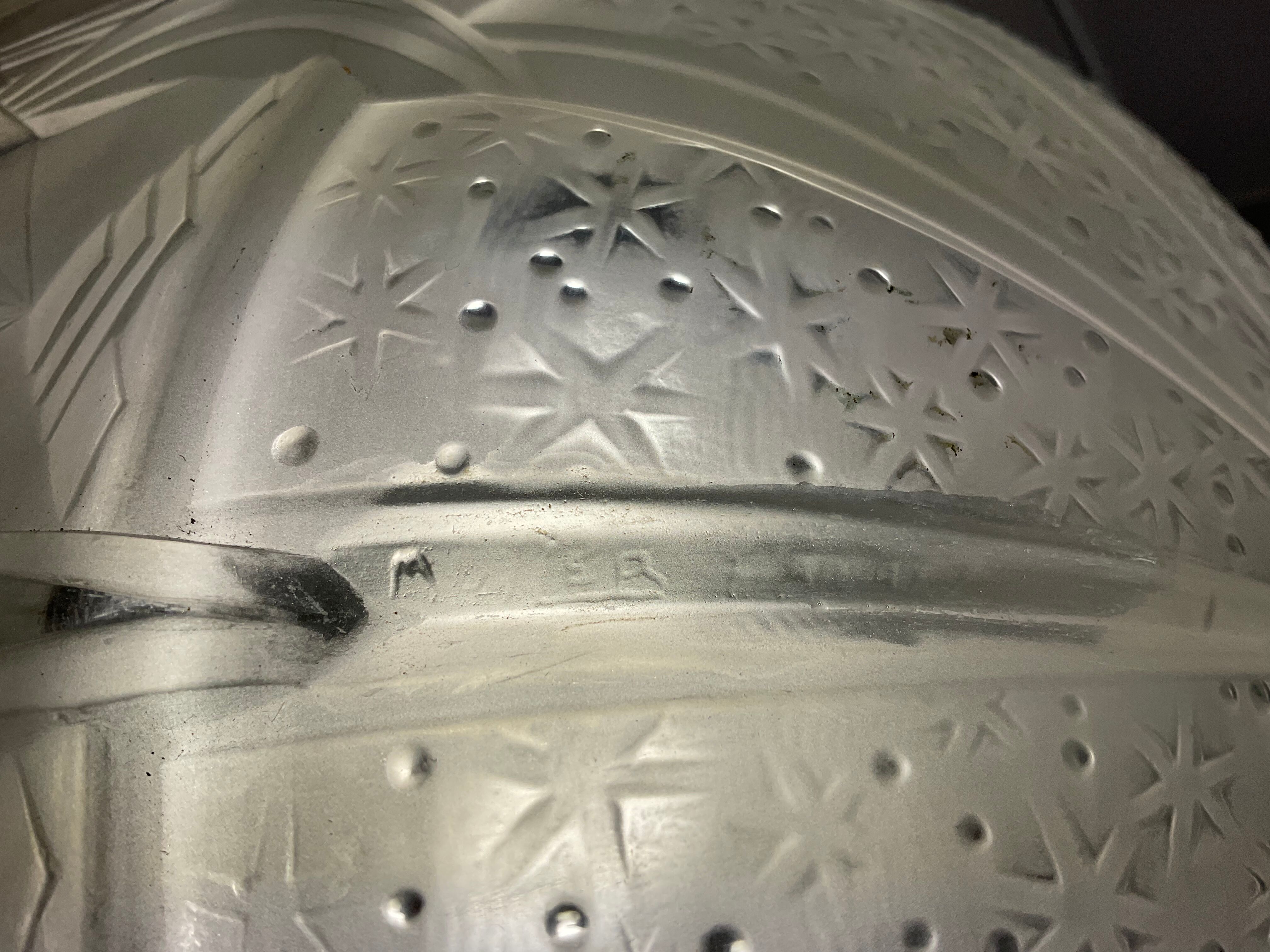 Fruit cup centerpiece in frosted glass and art nouveau art deco bronze signed Muller frères