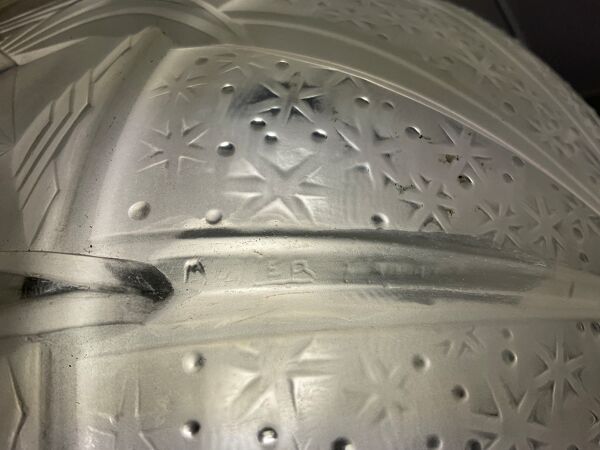 Coupe à fruit centre de table en verre dépoli et bronze art nouveau art déco signée Muller frères