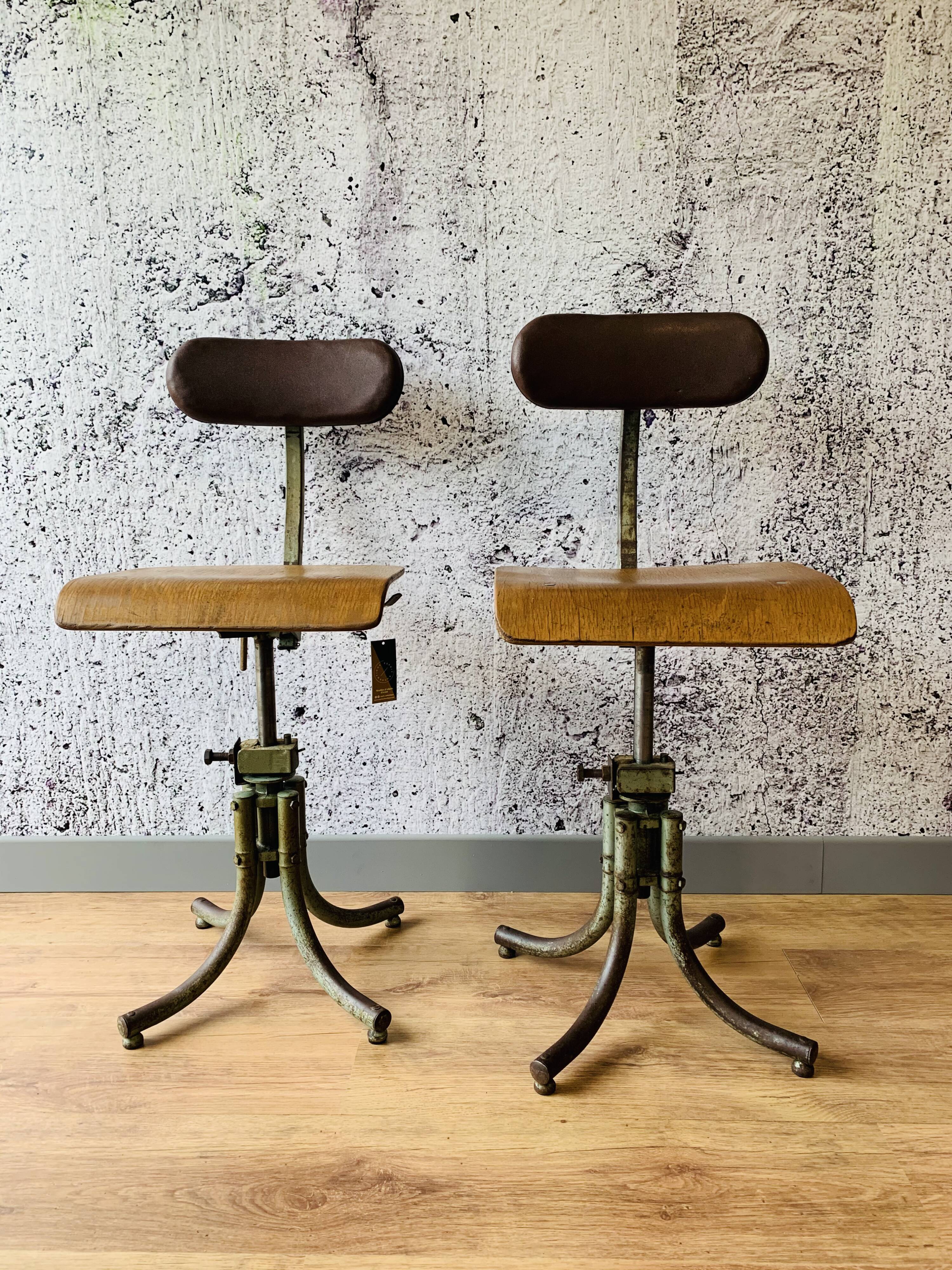 Biénaise industrial chairs