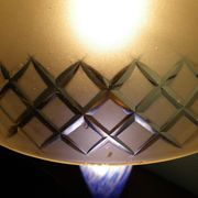 Lamp to lay, crystal lampshade cut with brass rosette, lamp foot in glass pase