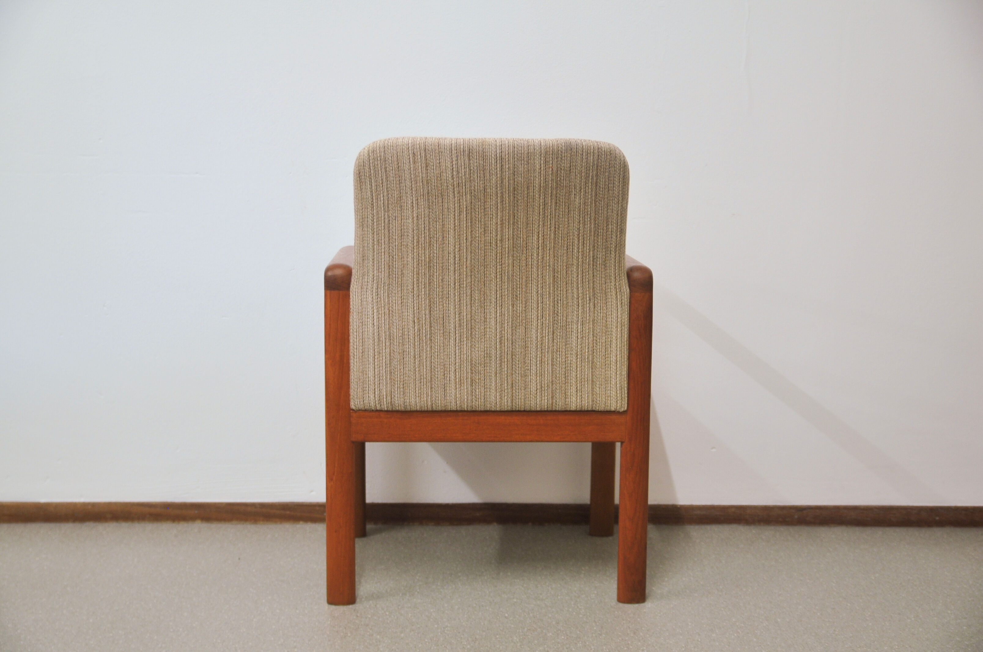 Danish vintage chair by Dyrlund