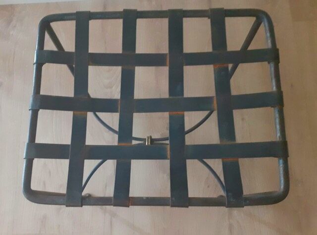 Wrought iron seat