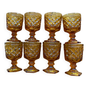 Verres à pied ambrés