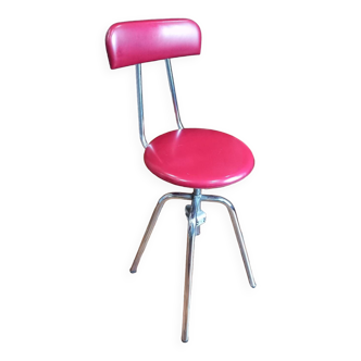 Chaise pivotante rouge