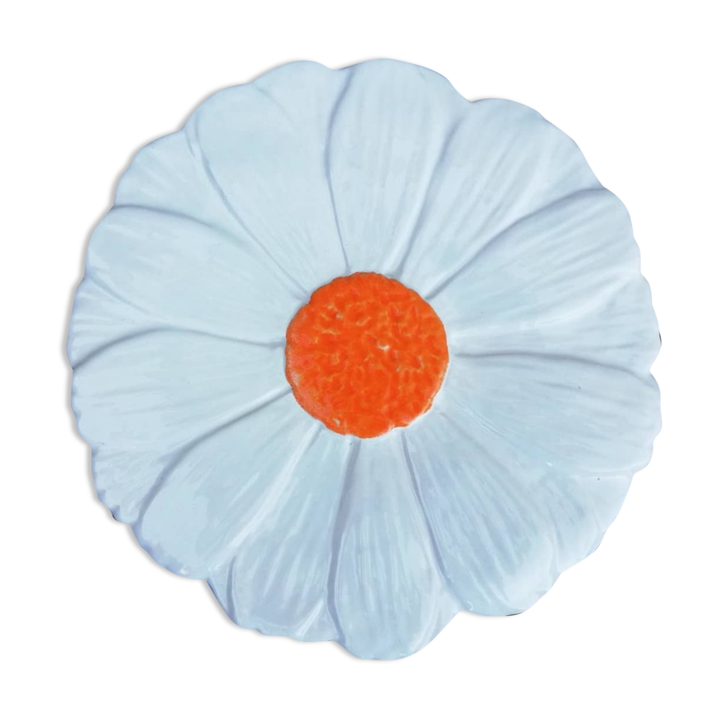 Earthenware centerpiece centerpiece