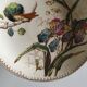 Assiette montée à gateaux en terre de fer 19e fleurs et oiseaux