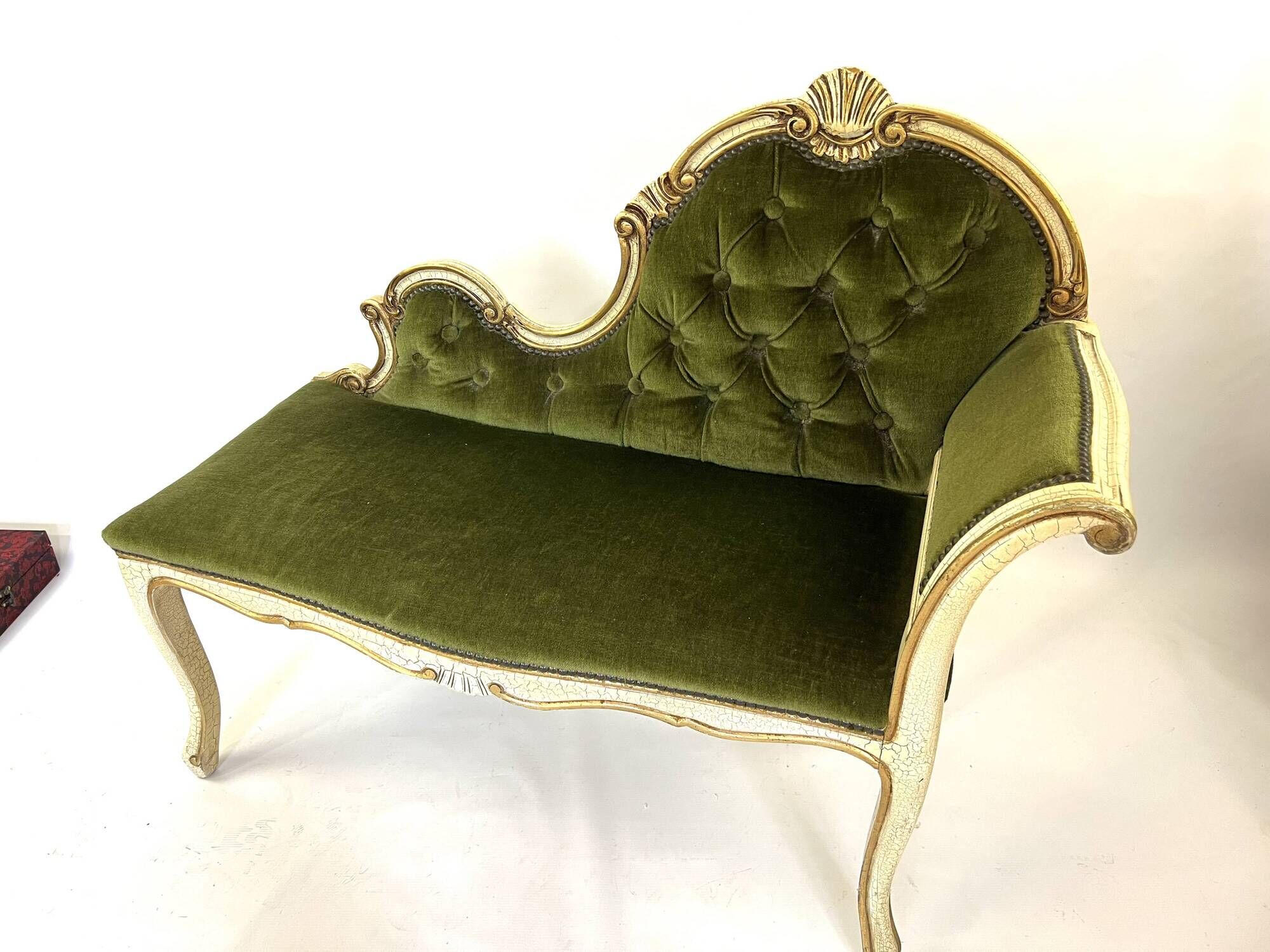 Venetian baroque armchair in green velvet – 1960s/70s