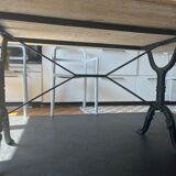 Table travertin bords arrondis 180x100, pied fer forgé 70cm