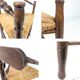 Chaise d’angle vintage antique à trois pieds en bois massif avec assise en