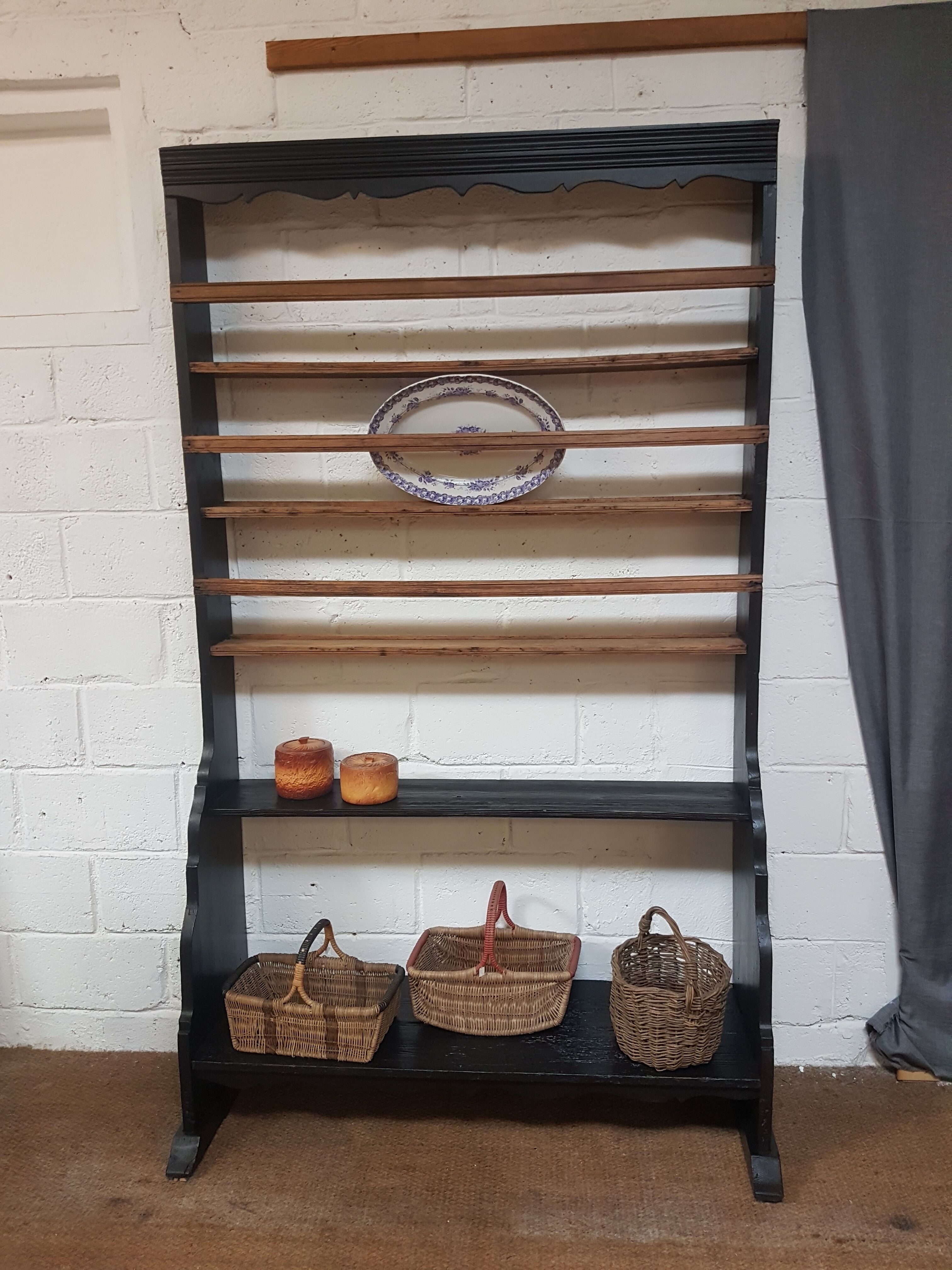 Sideboard