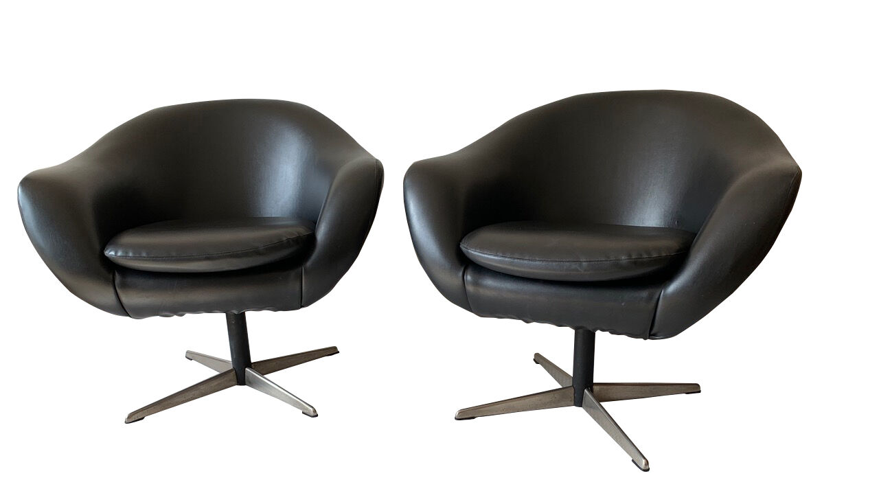 Pair of vintage chairs