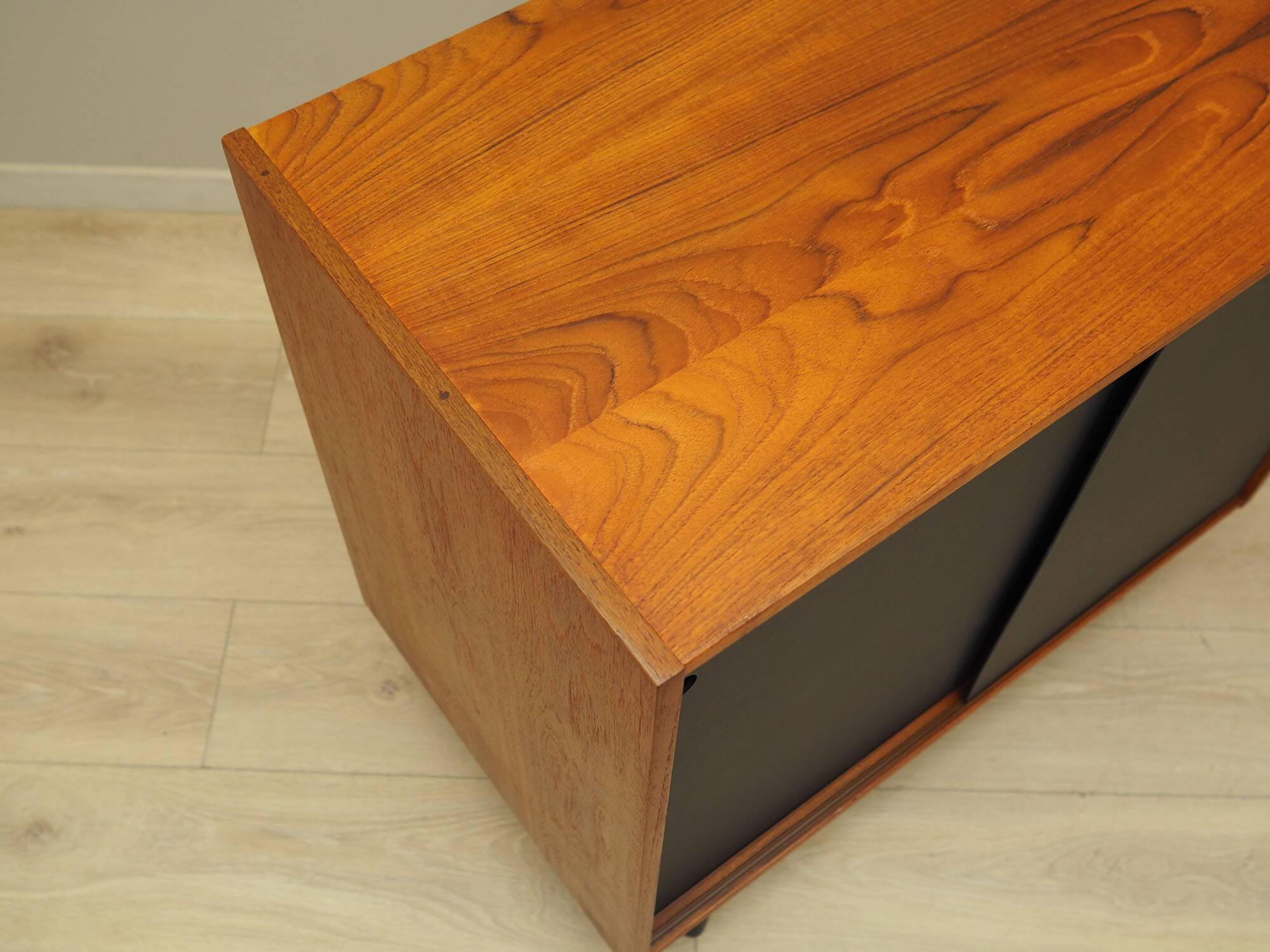 Armoire en teck, design danois, années 1960, fabriquée au Danemark