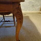 Extendable dining table + Provençal style chairs