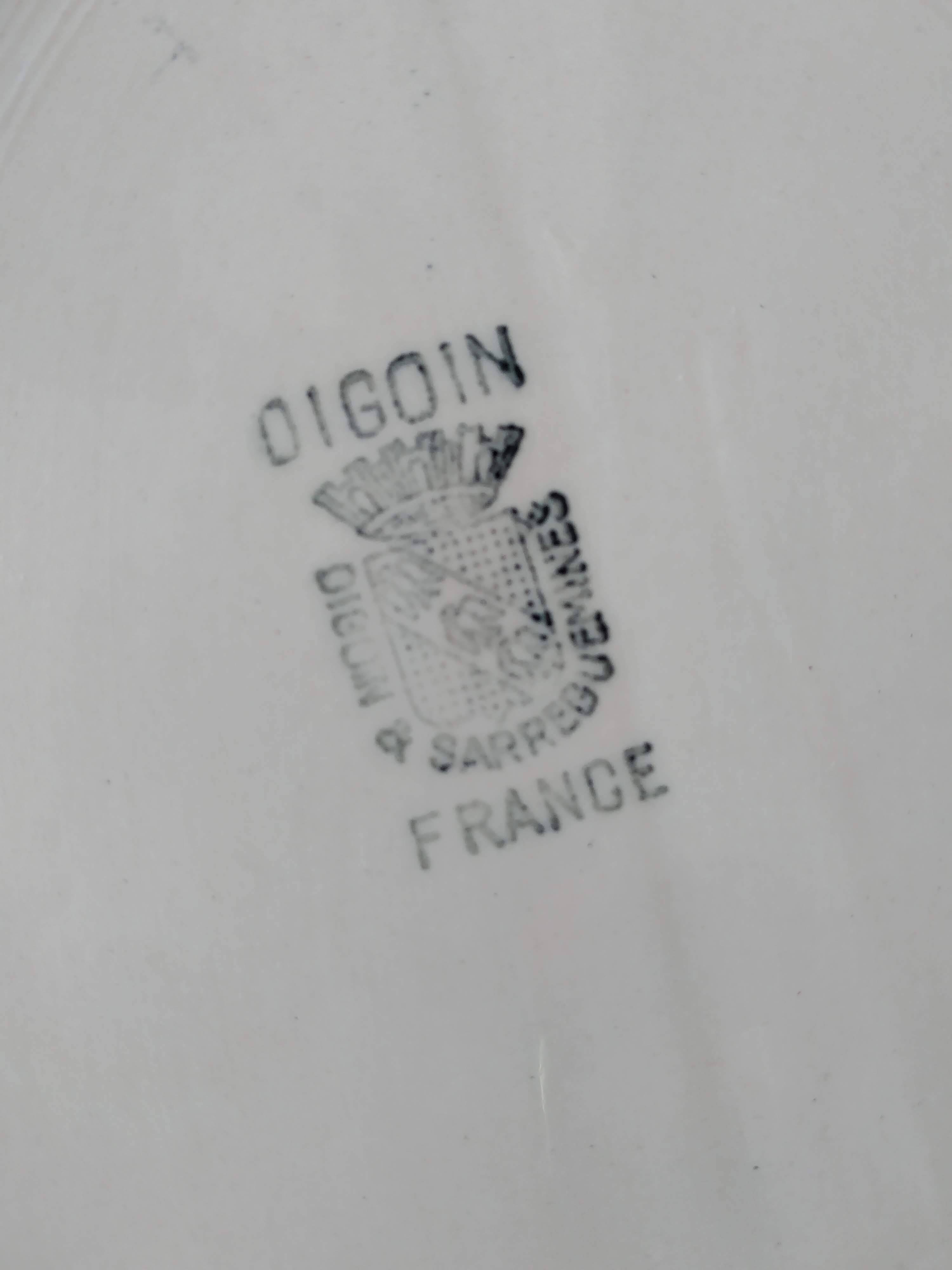 Oval dish Digoin Sarreguemines powder pink