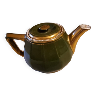 Milk teapot