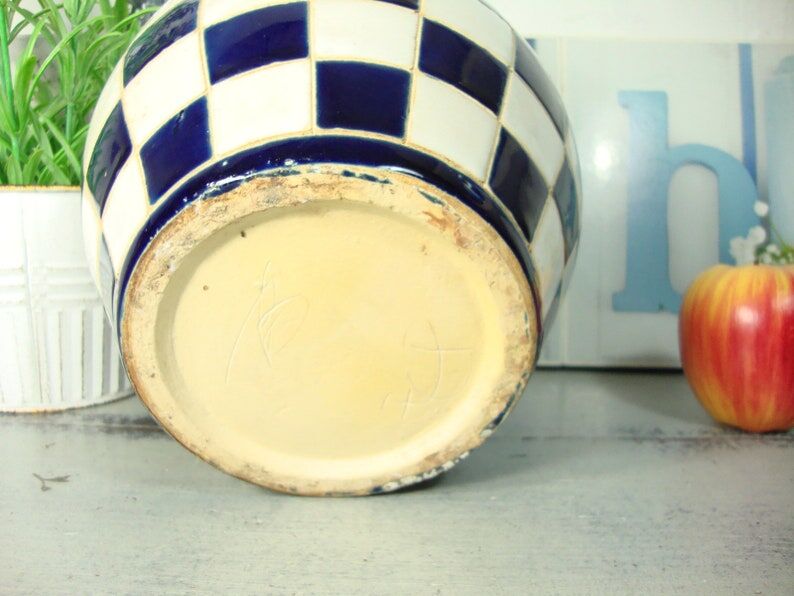 Vintage ceramic planter