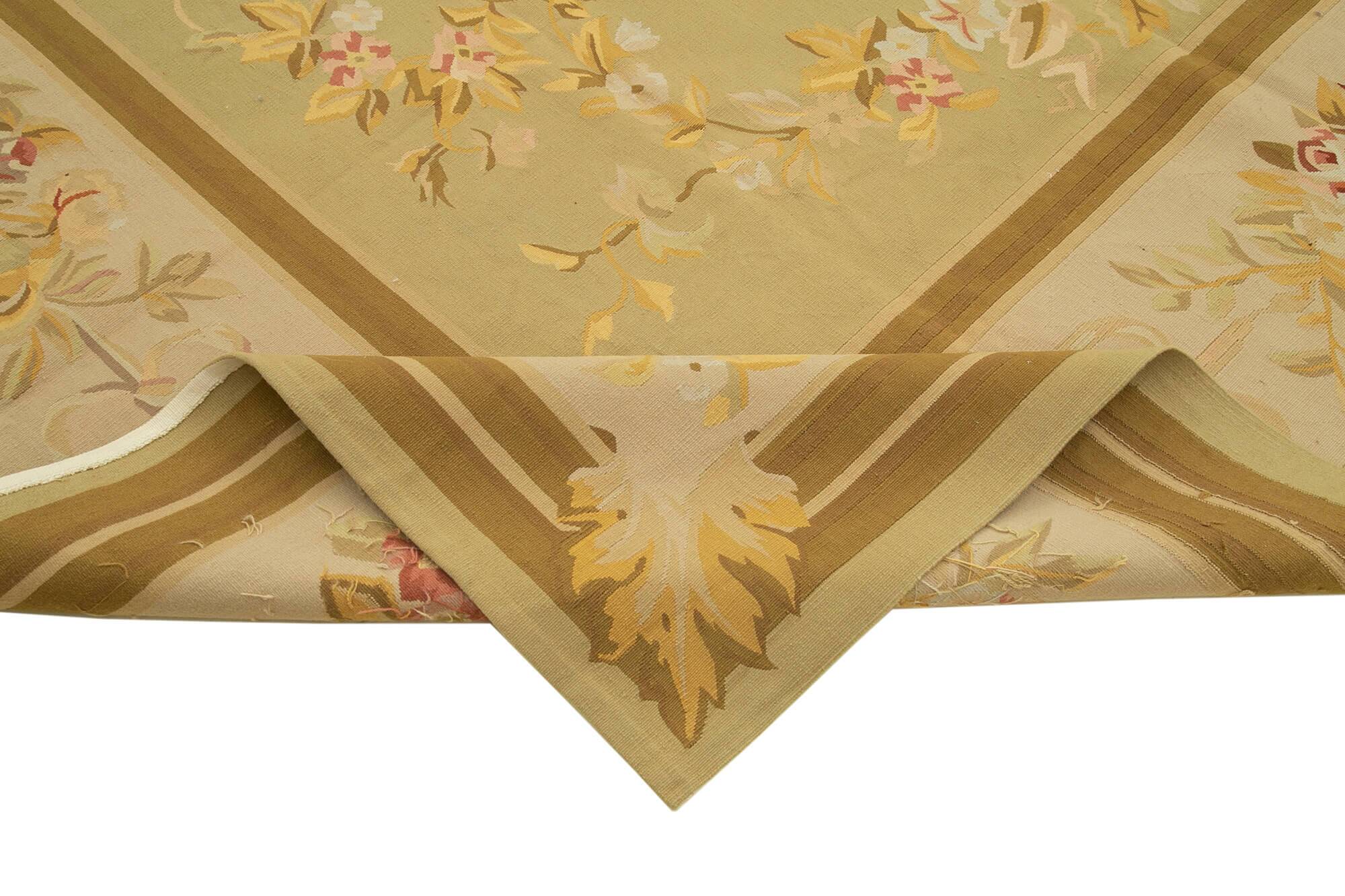 Handmade European Vintage Aubusson Kilim 273 cm x 364 cm
