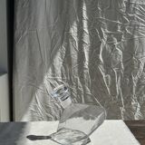 Small geometric carafe with diamond-shaped stopper and its 4 glasses