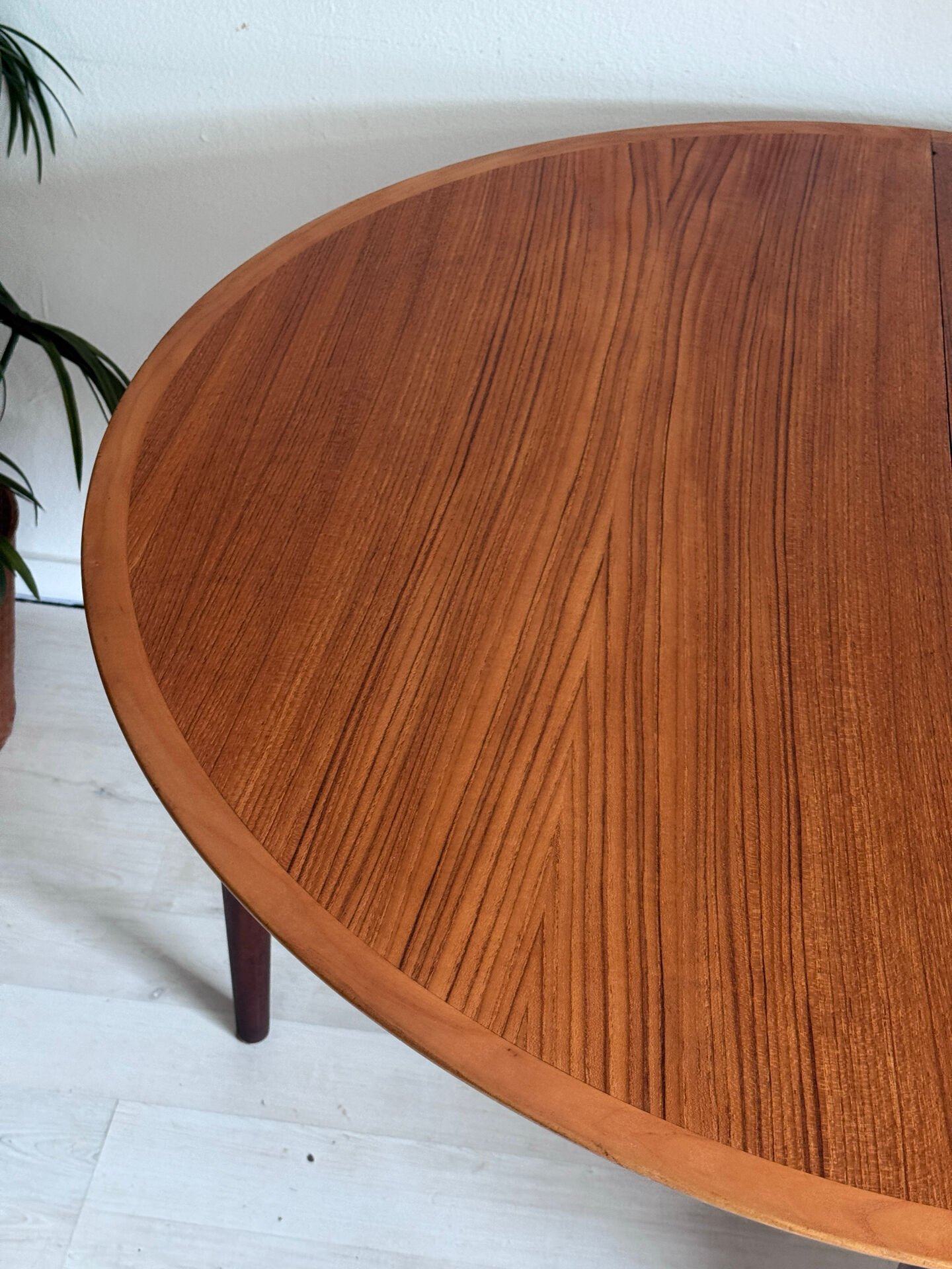 Vintage round dining table 1960s teak Lübke