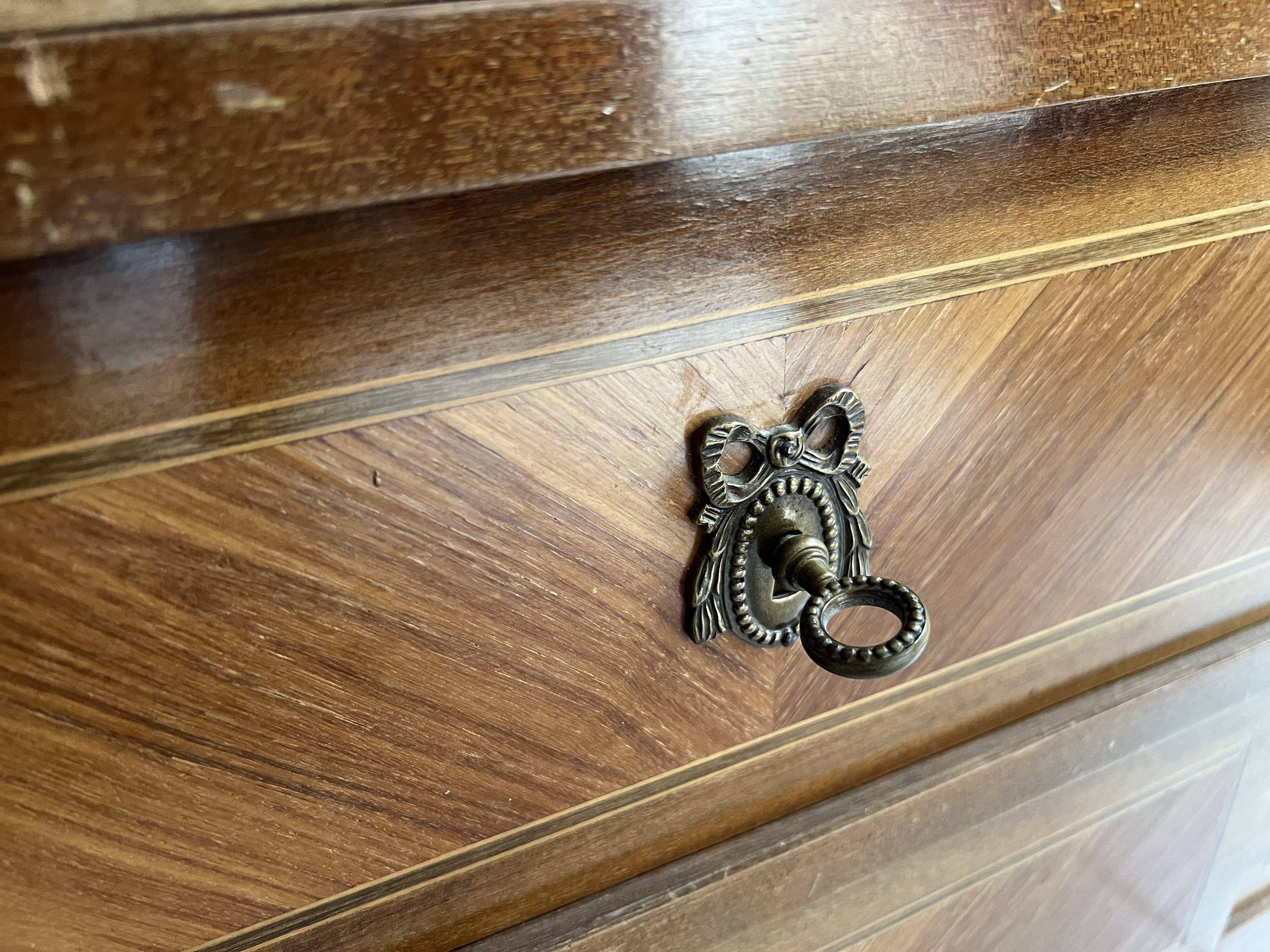 Louis XVI chest of drawers in marquetry with marble top