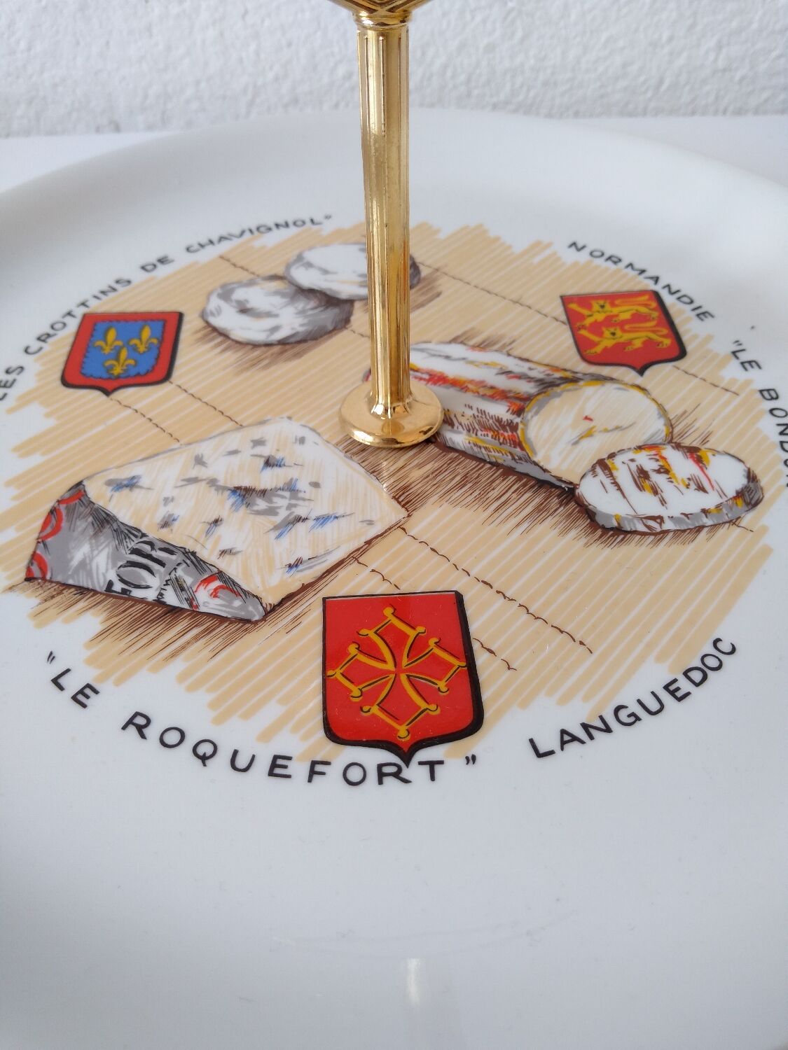 Limoges porcelain cheese service with drawing of regional cheeses and coats of arms 1 tray and 6 plates