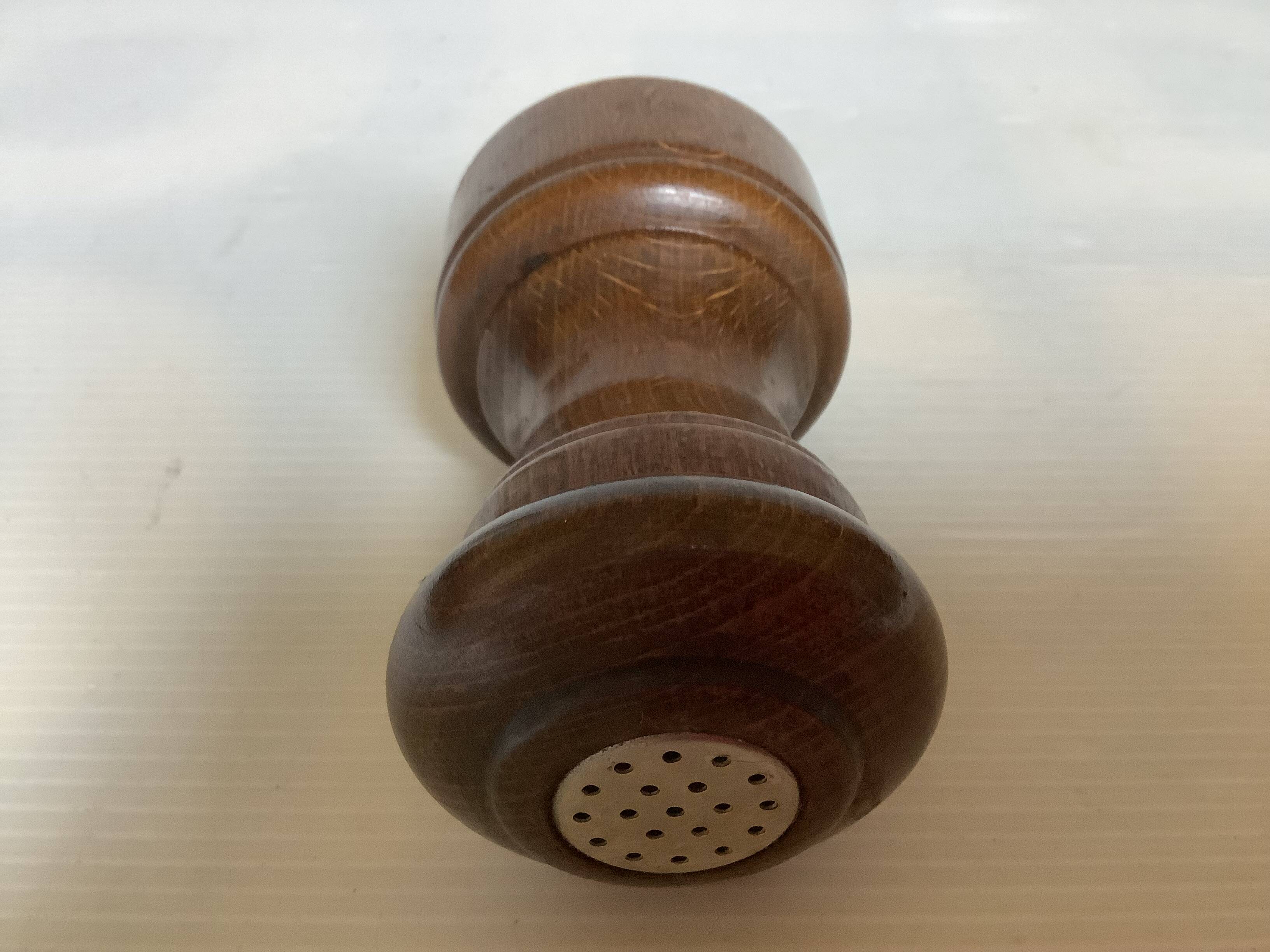 Salière en bois Peugeot