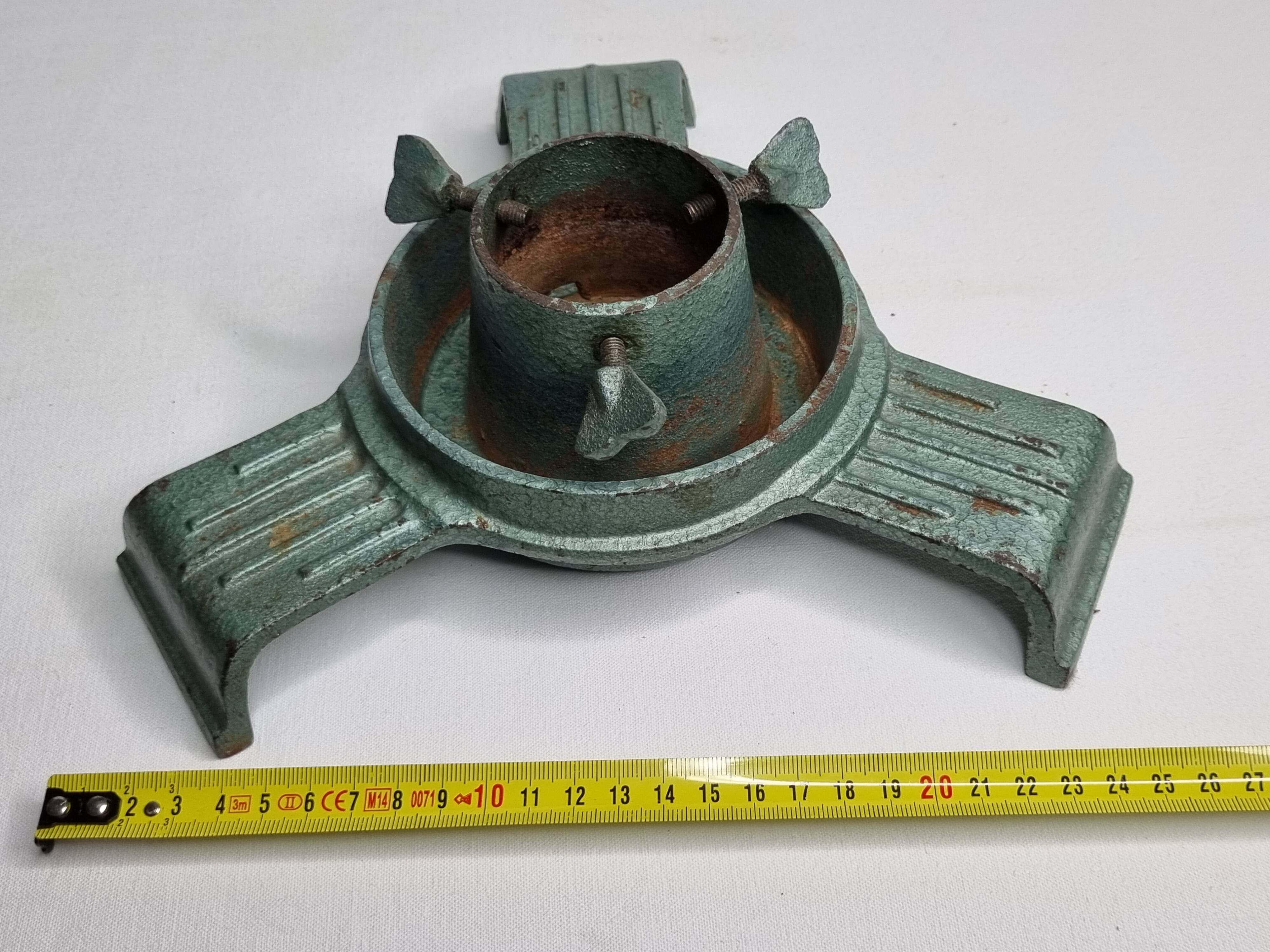 Old industrial style Christmas tree stand, enameled cast iron, 25 cm