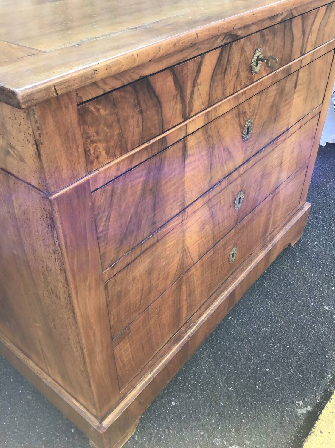 Commode style Louis Philippe