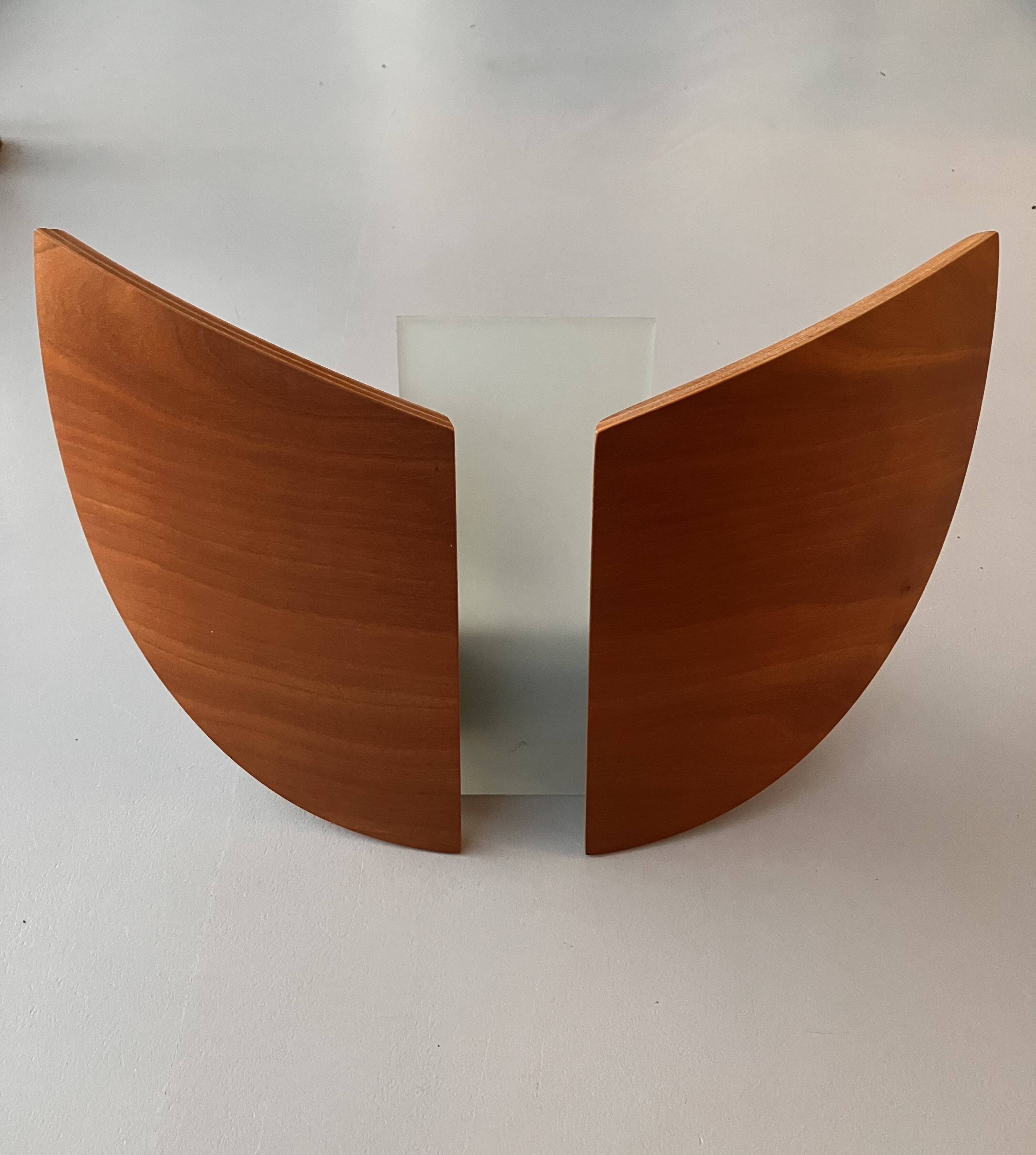 Wall light in thermoformed wood and cicada glass by Lucid design, 1980s
