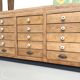 Double-sided display counter with 20 drawers