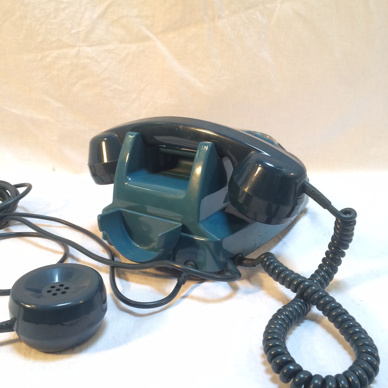 Socotel S63 vintage phone with keys 80