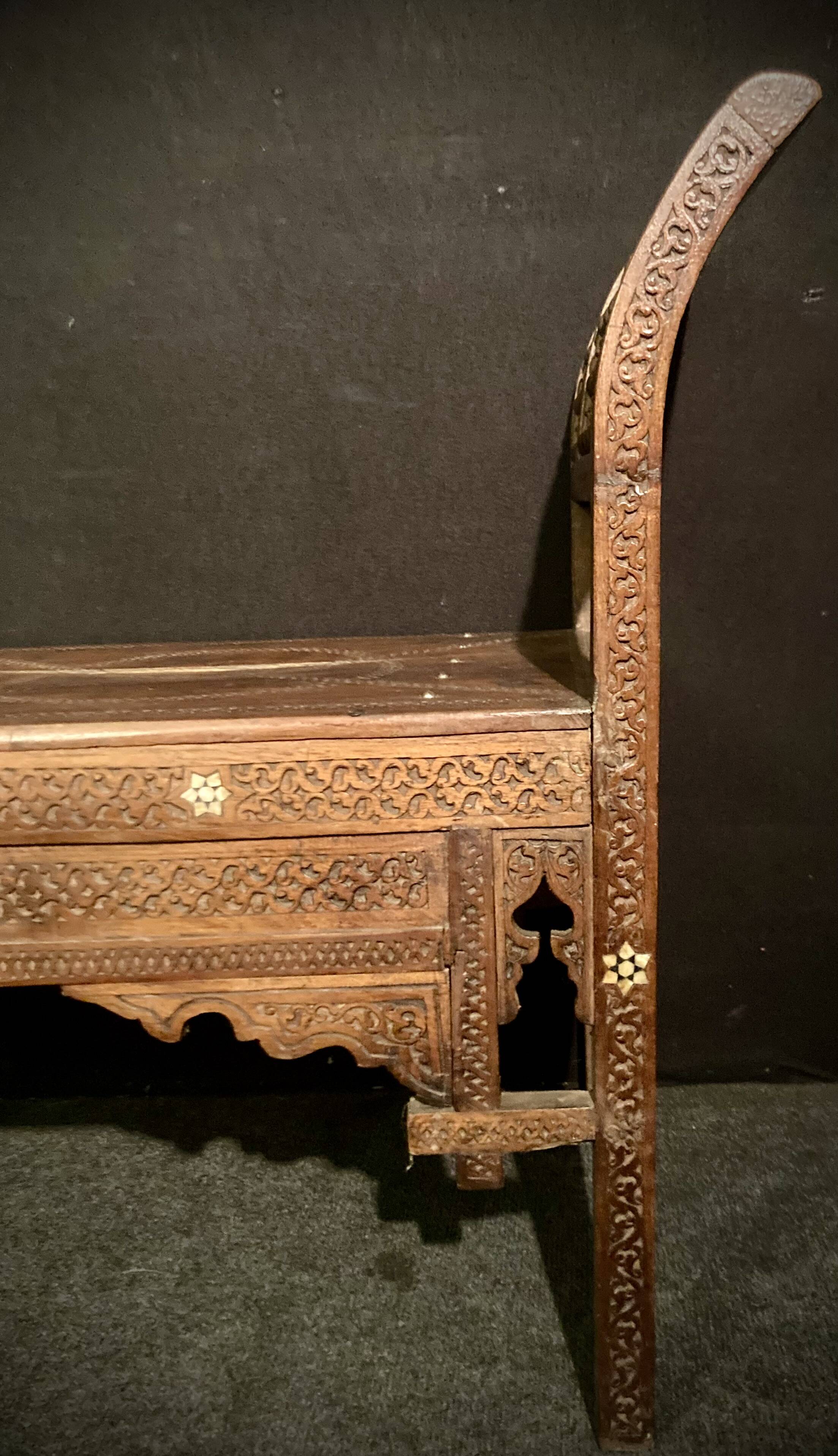 Paire de banquettes Syriennes