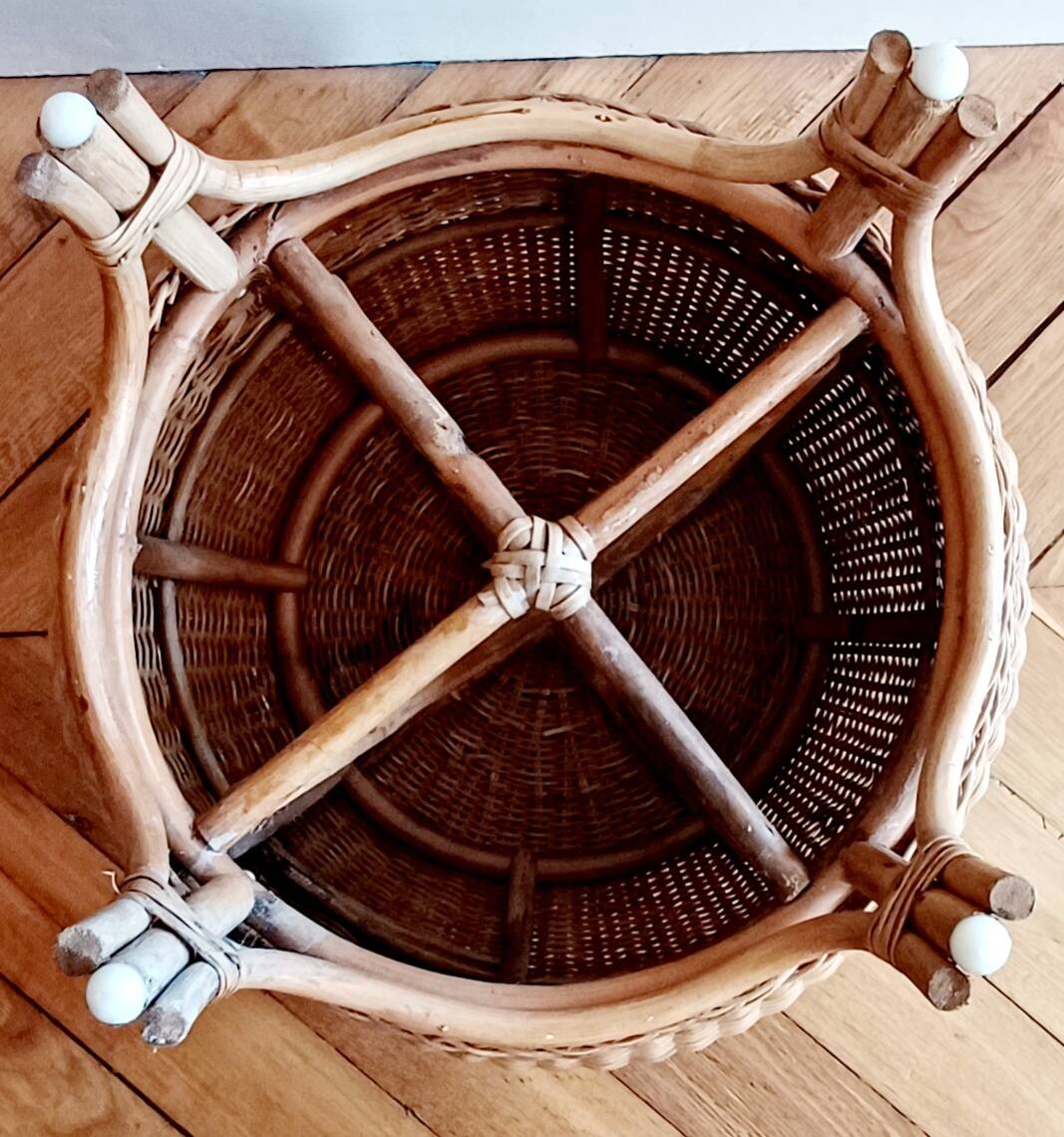 Wicker and rattan ball pouf. 70s/80s