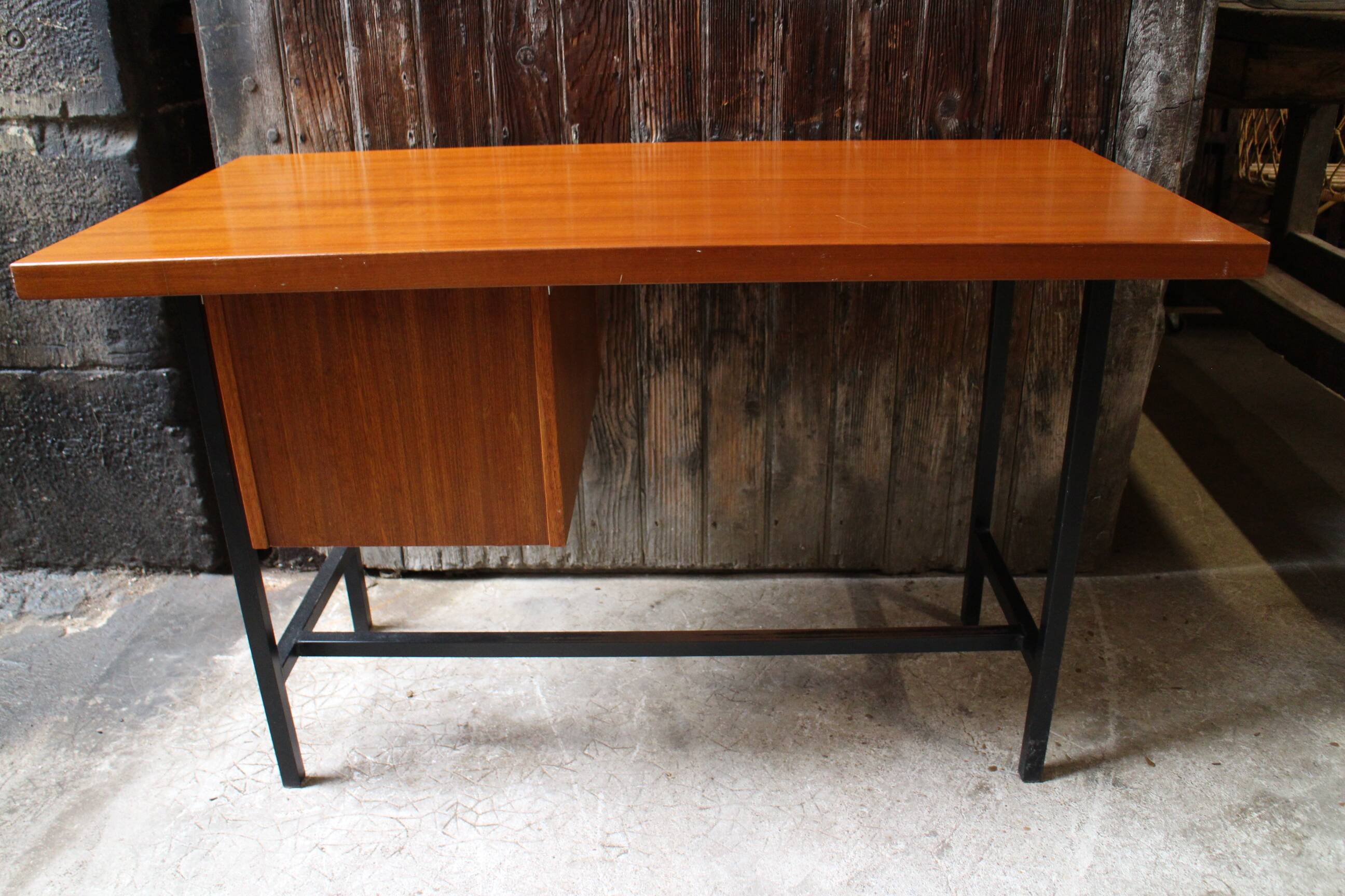 Bureau moderniste
