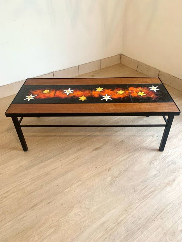 Table basse en teck et pierre de lave