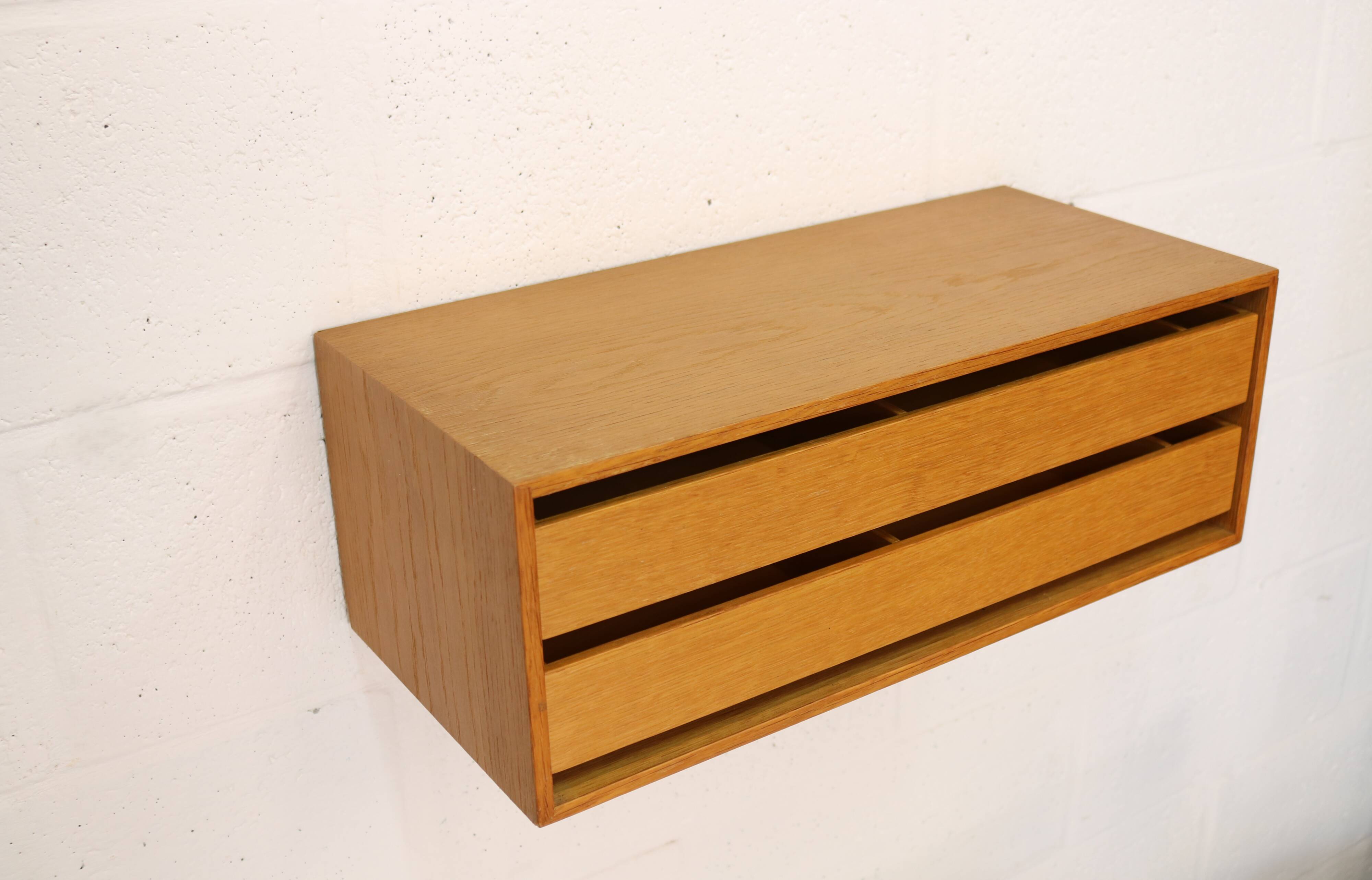 Rare floating nightstand  in oak wood with  drawers - Denmark 70