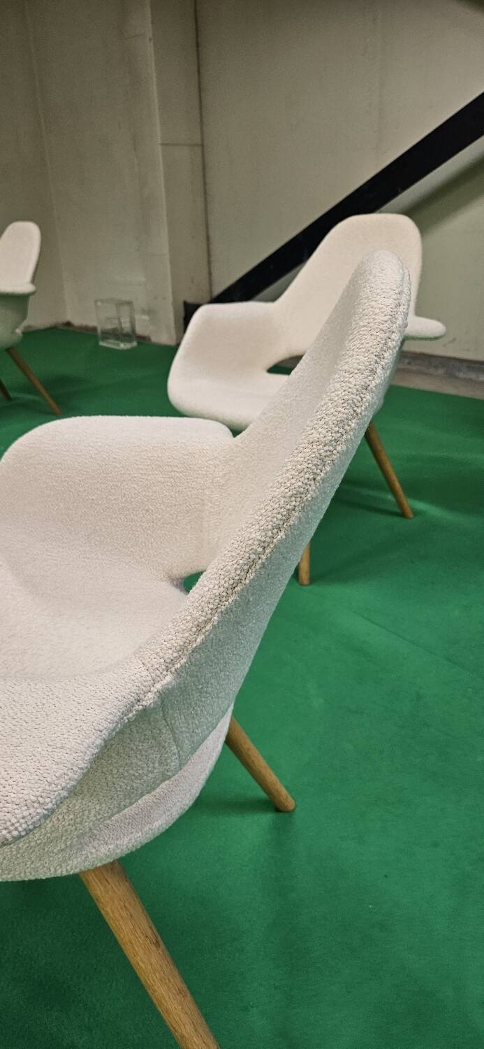 Ensemble de chaises de lecture Boucle Charles Eames Organic par Vitra