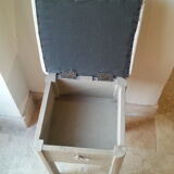 Stool trunk said shoeshine stool