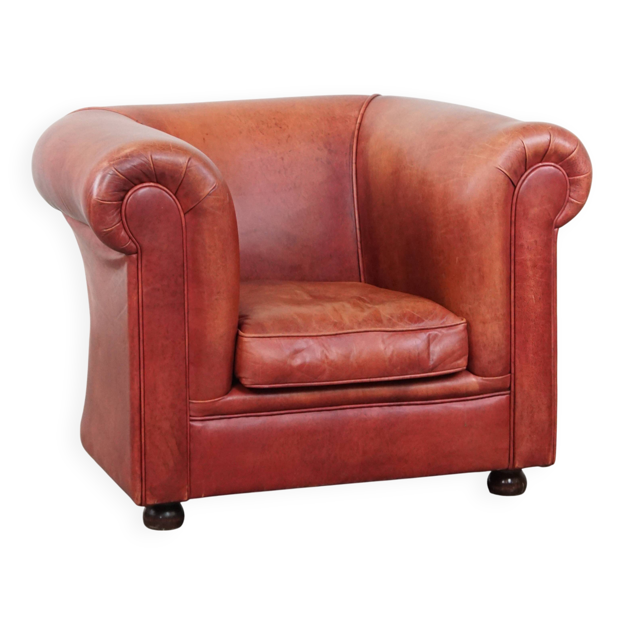 Fauteuil club Chesterfield anglais en cuir de vachette rouge clair