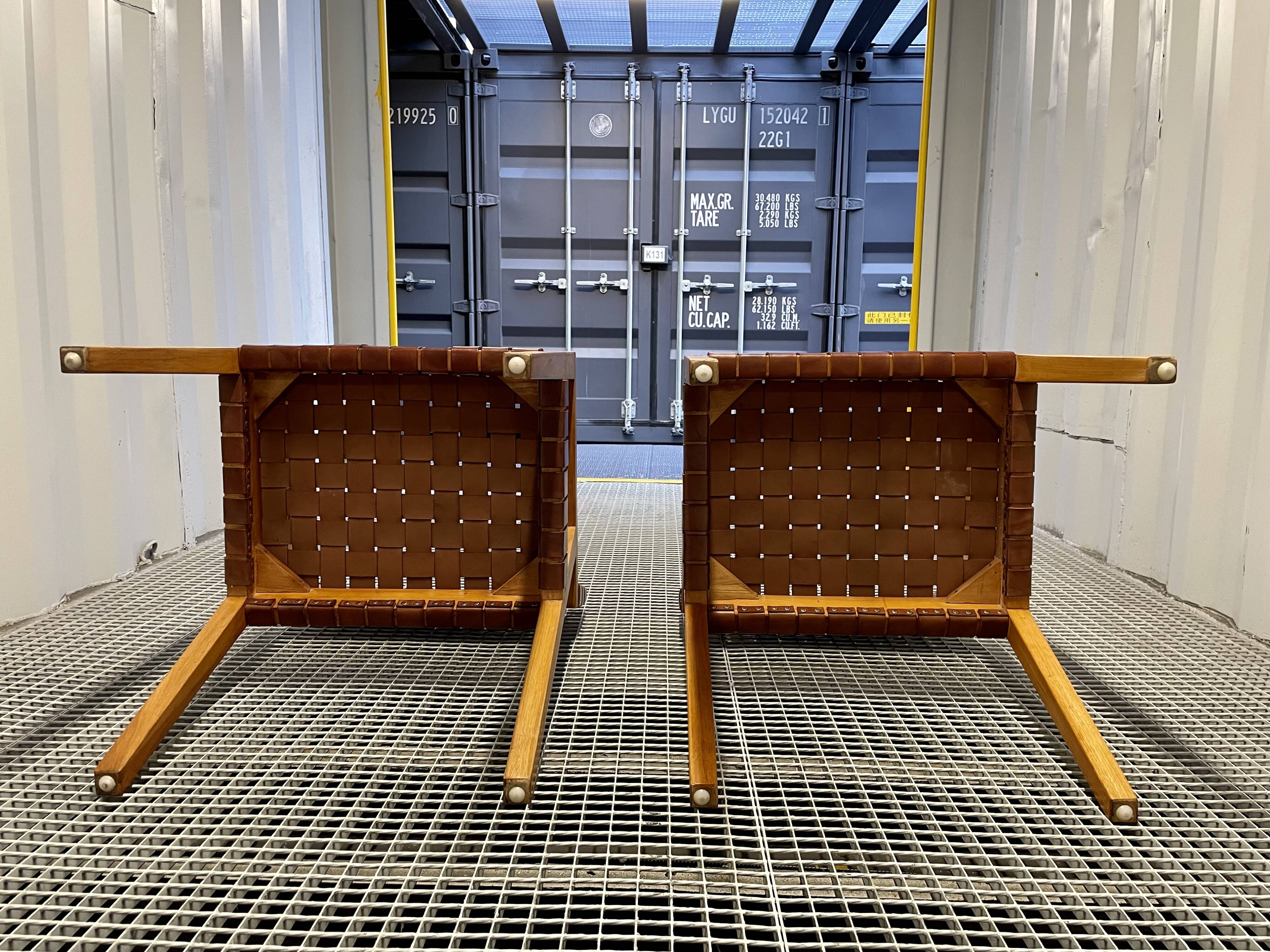 Olivier de Schrijver - Boss armchairs in leather straps - vintage