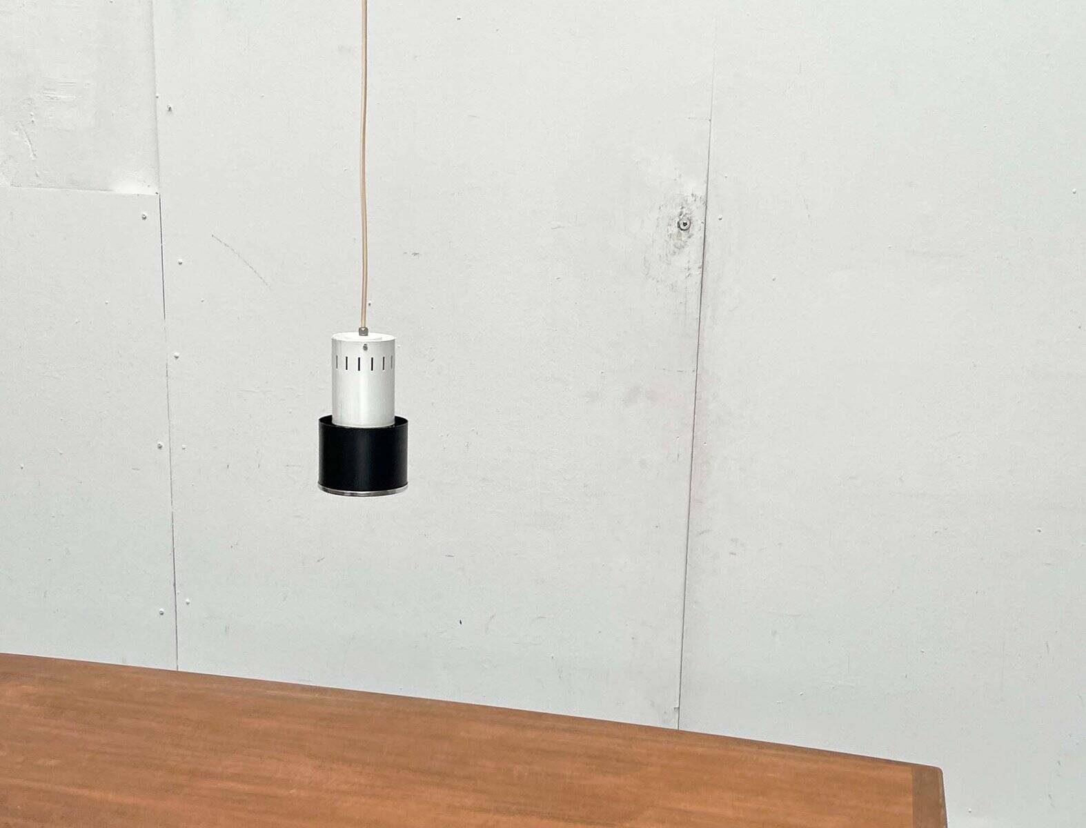 Mid-century minimalist Dutch suspensions attributed to Louis Kalff for Philips, 1950s, set of 4.