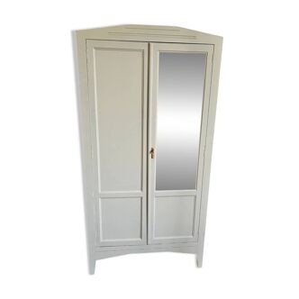 Armoire parisienne