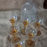Ensemble ancien de six verres à liqueur et carafe