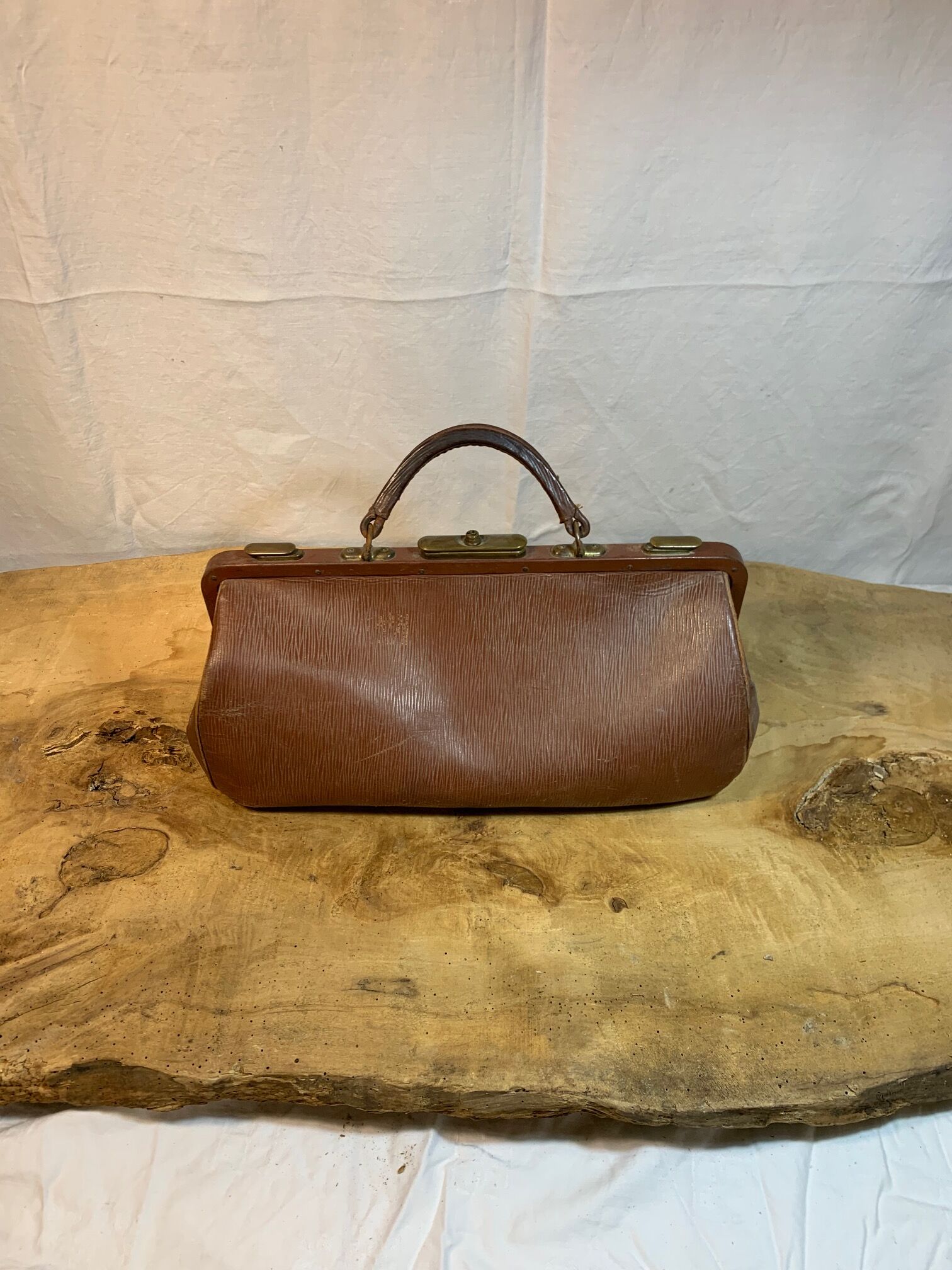 Leather doctor's case