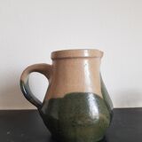 Sandstone pitcher