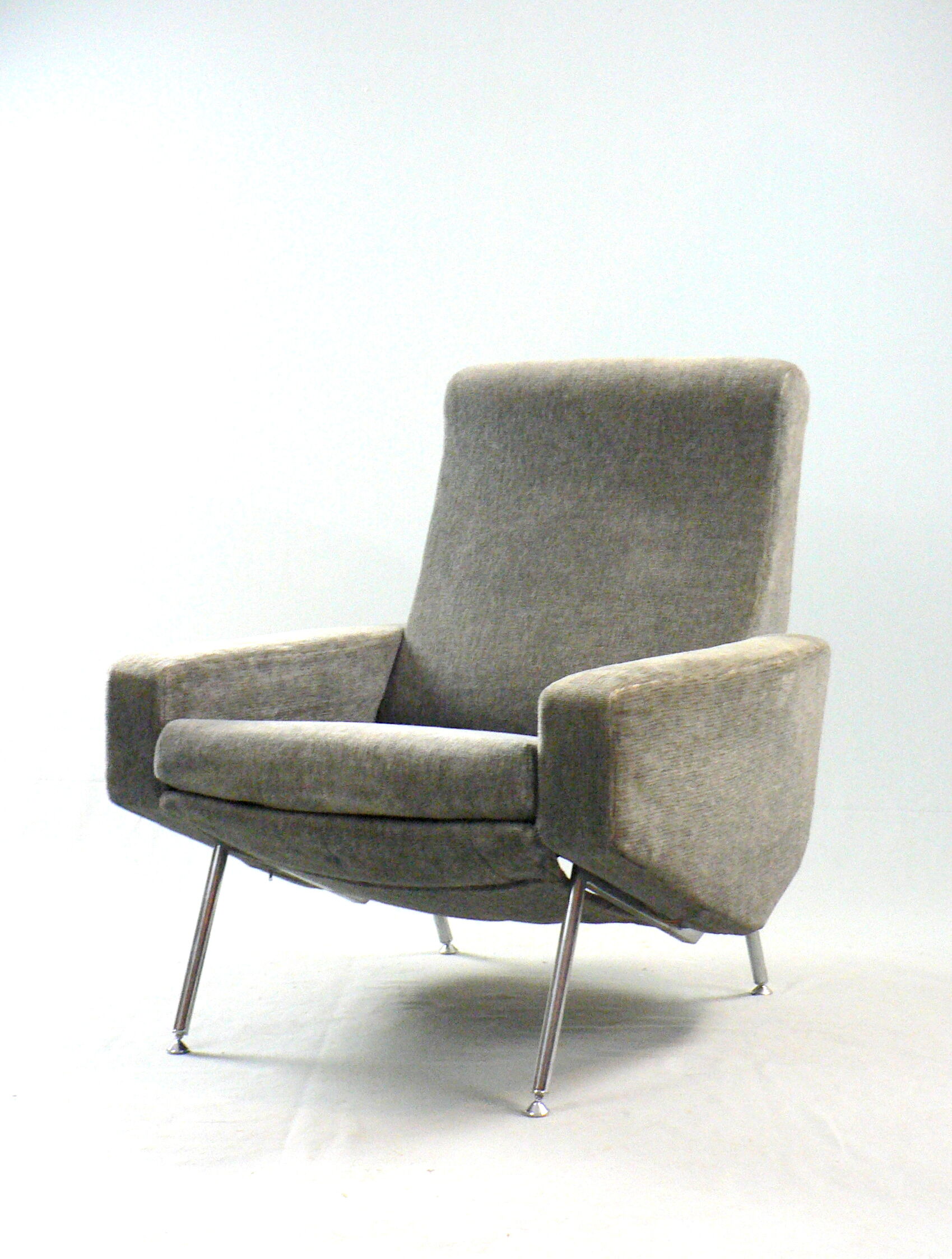 Chair Pierre Guariche for Airborne 1950
