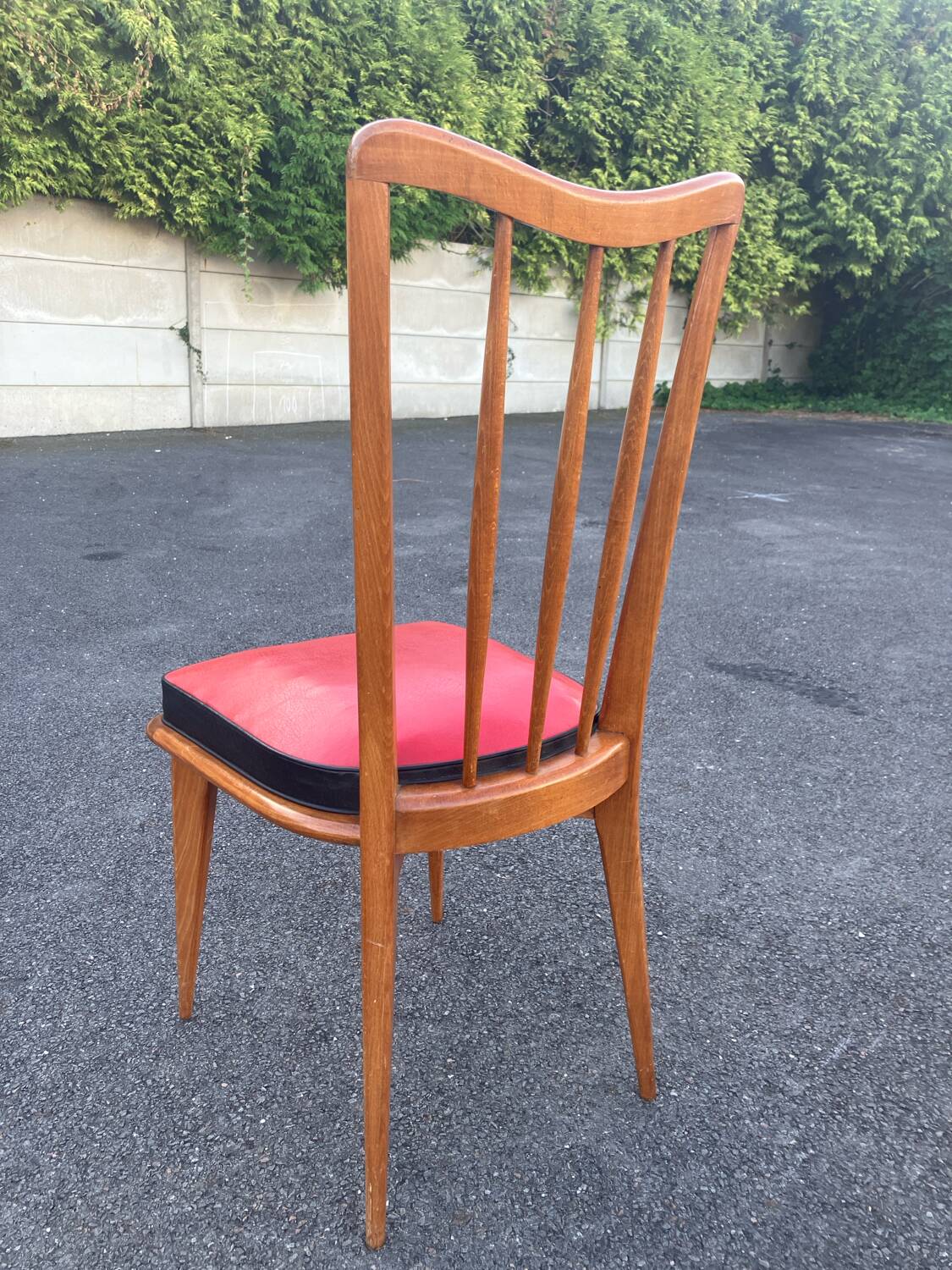 Set of five bistro chairs in wood and imitation leather, Charles Ramos Baumann style